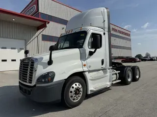 2016 Freightliner Cascadia