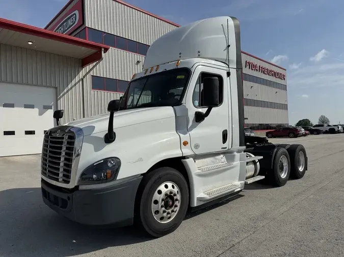 2016 Freightliner Cascadia96f8559c7211cff0a3002a1924b94fa2