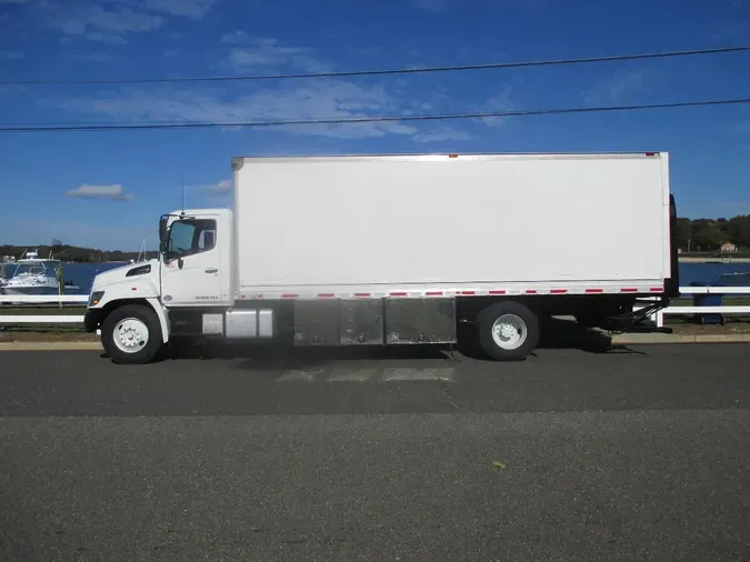2018 HINO 338