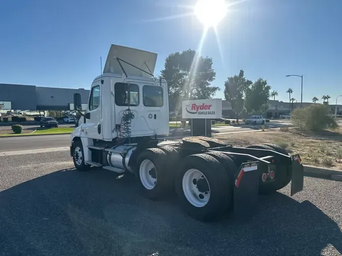 2019 FREIGHTLINER/MERCEDES CASCADIA 12596fec1c0b6ebca8c1418fd444735c27d