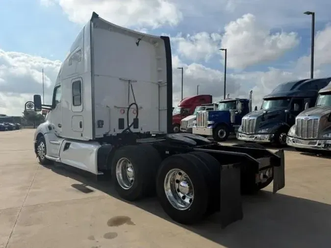 2020 Kenworth T68096fee3e7a68c956b92c1fa12e7d5a2c8