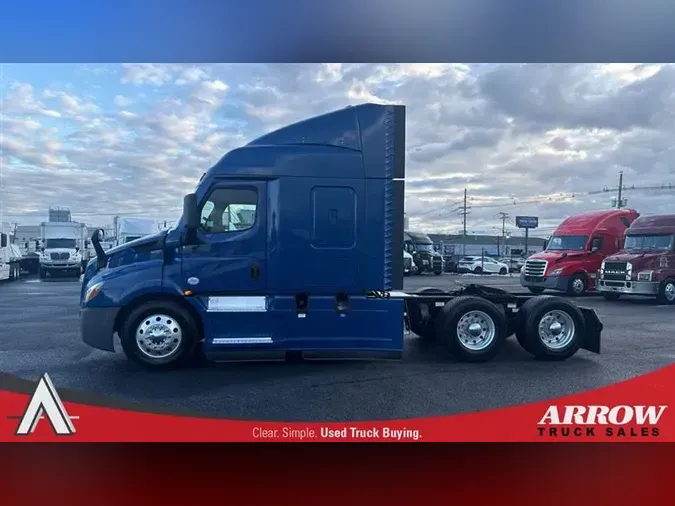 2021 FREIGHTLINER CASCADIA