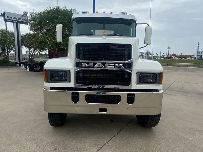 2025 Mack Pinnacle PI64