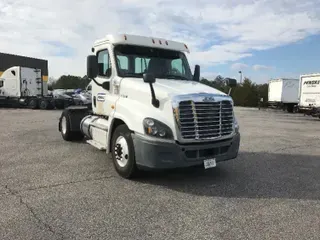 2016 FREIGHTLINER X12542ST