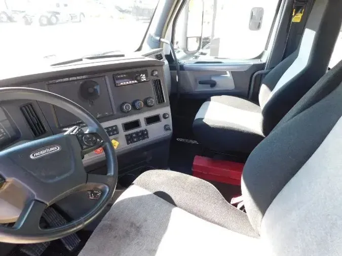 2019 Freightliner Cascadia 126 Day Cab