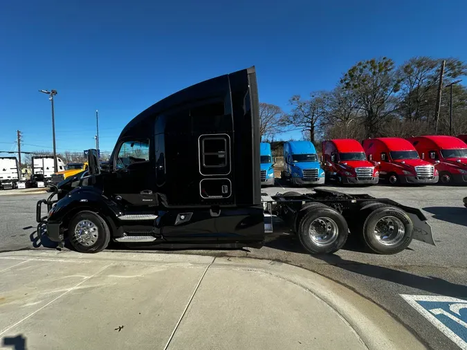 2022 Kenworth T680