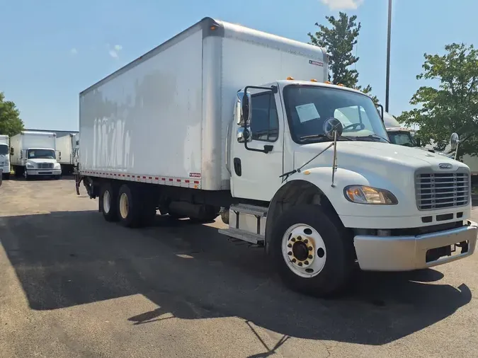 2018 FREIGHTLINER M2 106