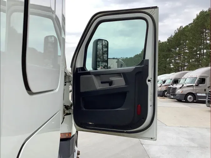 2020 Freightliner Cascadia