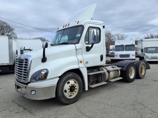 2018 FREIGHTLINER/MERCEDES CASCADIA 1259711fd5ffacdf33cc5a4ae3d22325bbc