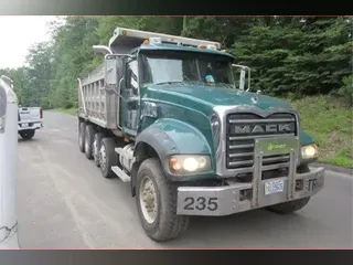 2008 MACK GRANITE CV713