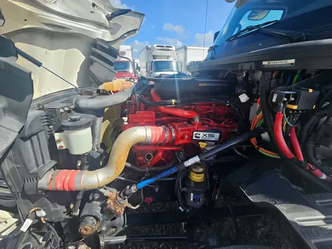 2020 NAVISTAR INTERNATIONAL LT625 SLPR CAB