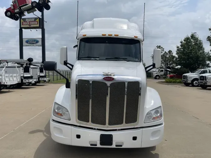 2022 Peterbilt 579