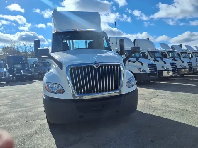 2021 NAVISTAR INTERNATIONAL LT625 DAYCAB S/A97269a222efb0bf273675e5bc6616c72