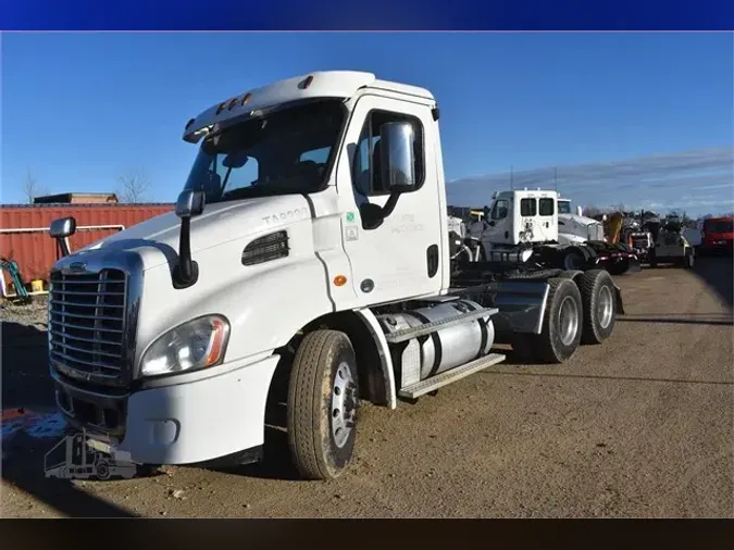 2017 FREIGHTLINER CASCADIA 1139726cf7350e5b603ebf5554011ee2bf1