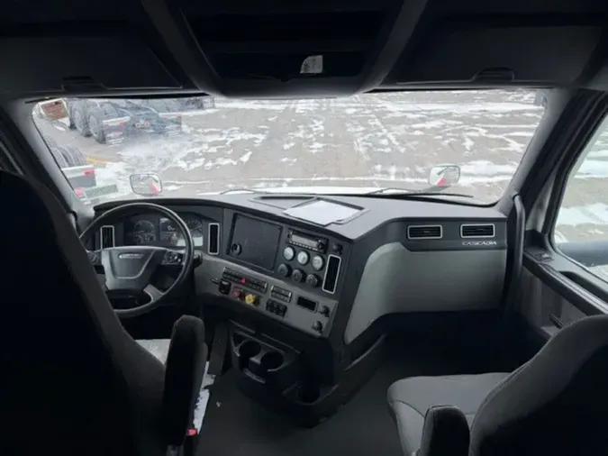 2023 Freightliner Cascadia&reg;
