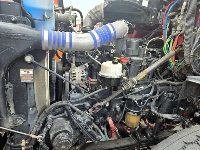 2021 Kenworth T880