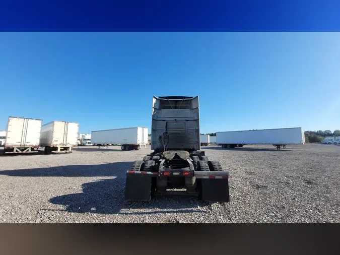 2019 Volvo VNL 740