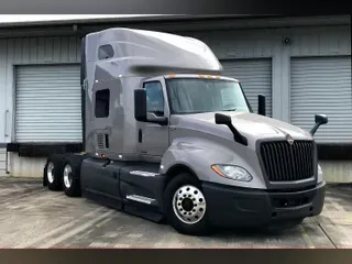 2022 INT LT625 6x4