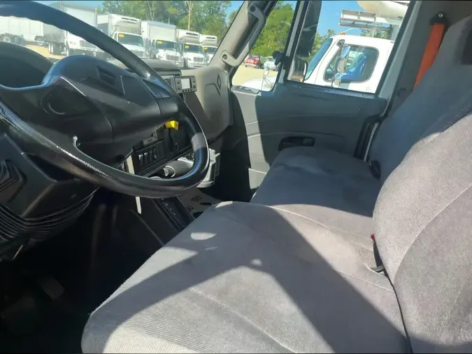 2019 NAVISTAR INTERNATIONAL 4300