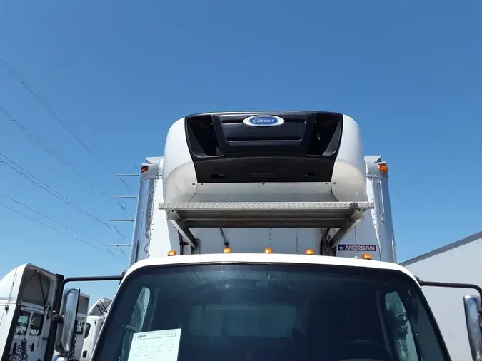 2018 FREIGHTLINER M2 106