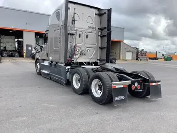 2023 Freightliner Cascadia