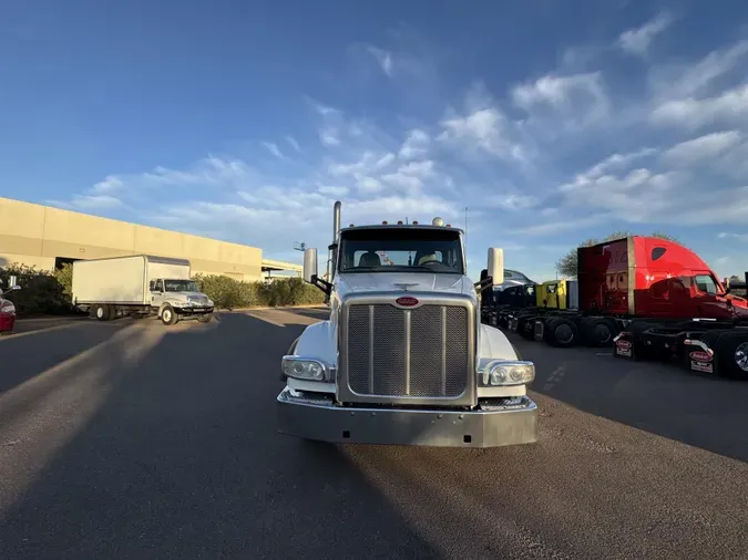 2018 Peterbilt 567