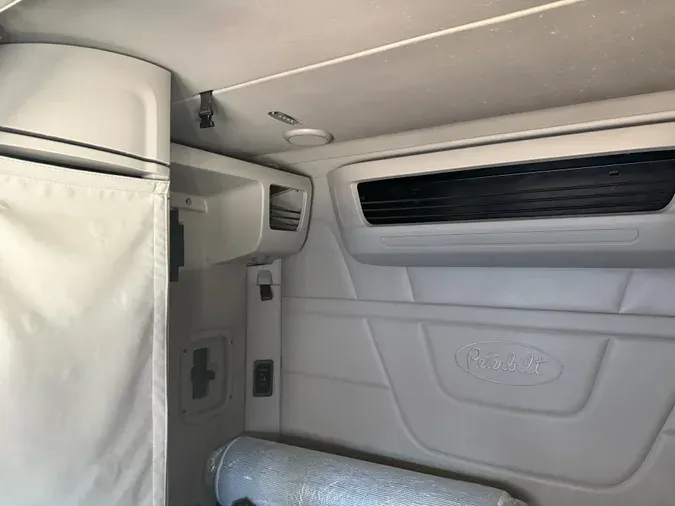 2022 Peterbilt 579973f035713c2c699bab9685780d10419