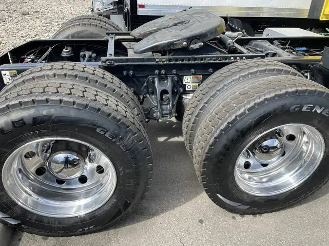 2021 Peterbilt 579