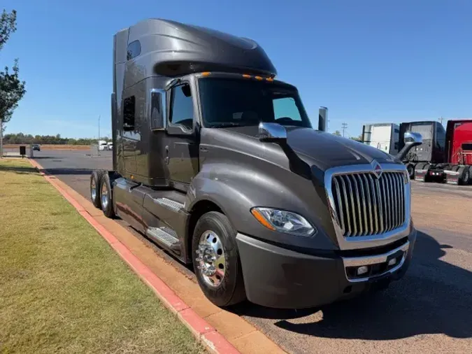 2021 INTERNATIONAL LT625