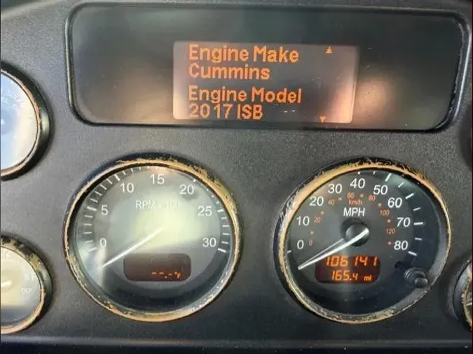 2020 Peterbilt 3379741bf718a2453157e5d4e31bd5ac4b6