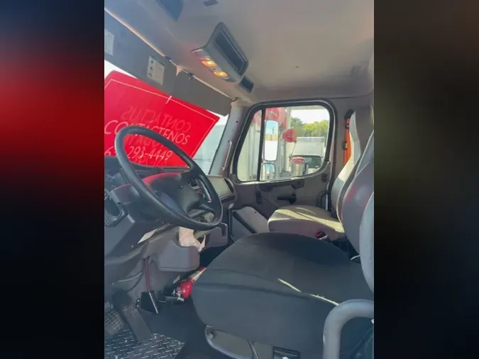 2019 FREIGHTLINER/MERCEDES M2 1069743553c53bc0d7b406f4658e67392a8