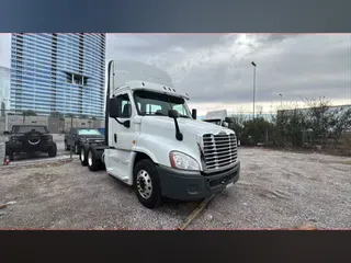 2019 FREIGHTLINER/MERCEDES CASCADIA 125