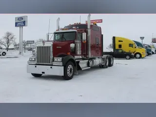 2015 KENWORTH W900L