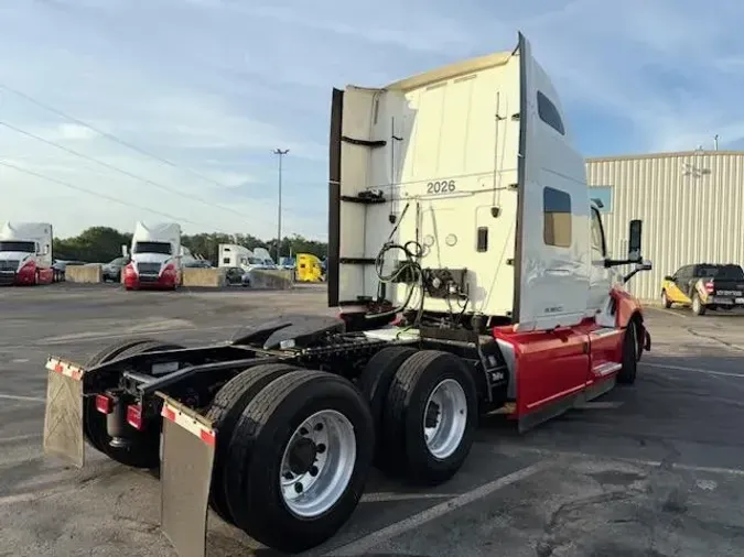 2022 International LT625