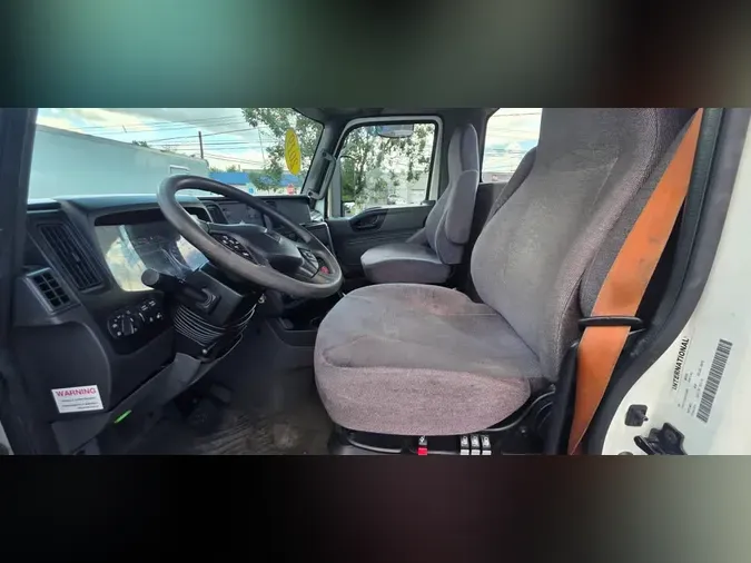2019 NAVISTAR INTERNATIONAL RH613 DAYCAB S/A