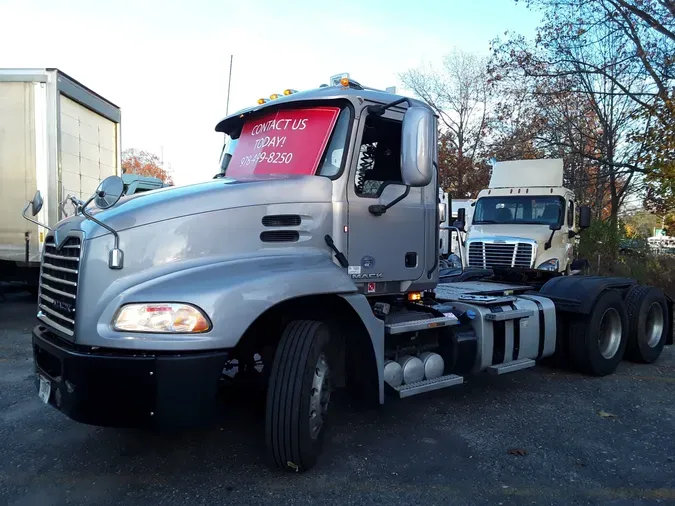 2018 MACK TRUCKS, INC. CXU600