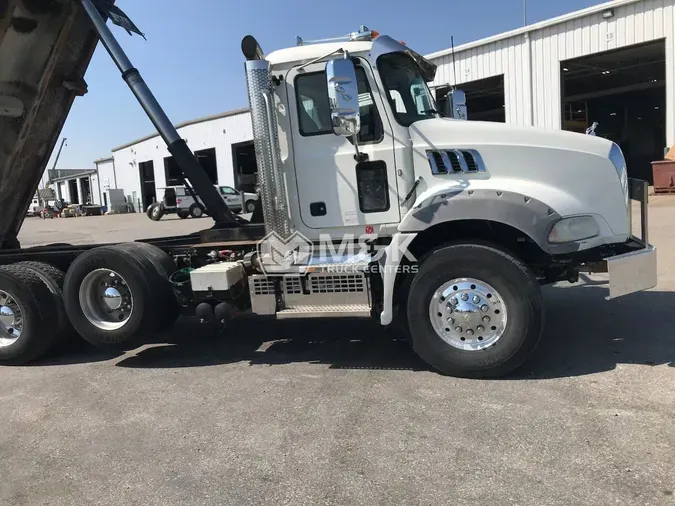 2019 MACK Granite