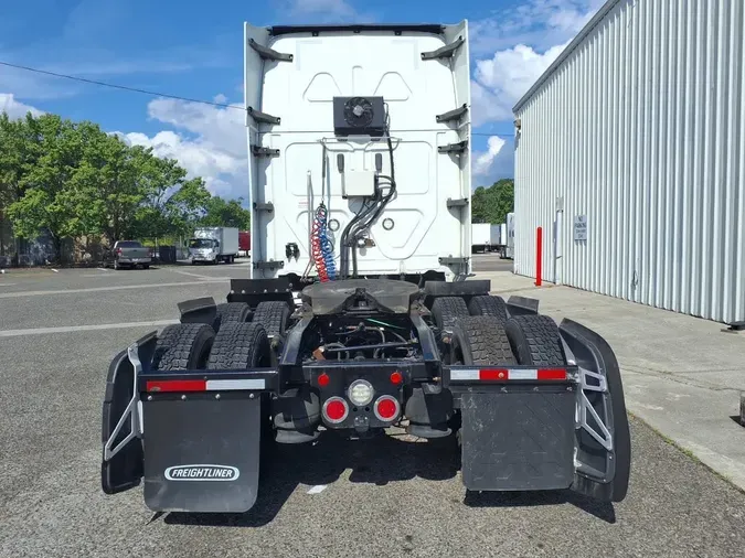 2020 FREIGHTLINER NEW CASCADIA PX12664