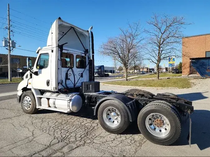 2022 FREIGHTLINER CASCADIA