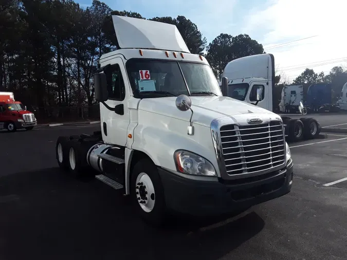 2016 FREIGHTLINER/MERCEDES CASCADIA 125