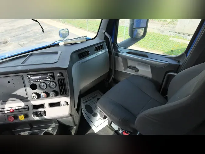 2020 FREIGHTLINER CASCADIA 126