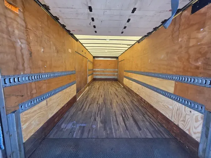 2019 FREIGHTLINER/MERCEDES M2 106