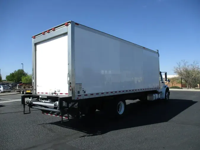 2018 FREIGHTLINER/MERCEDES M2 106