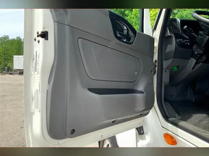 2019 INT LT625 6x4