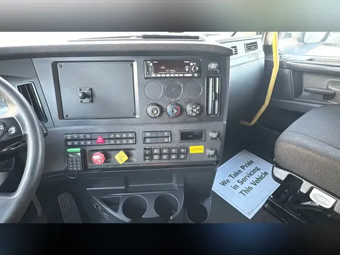 2024 Freightliner Cascadia 126975c3d524b3b3052160d0902ce880658