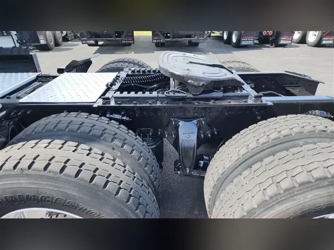 2020 FREIGHTLINER CASCADEVO1