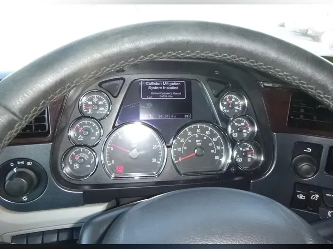 2021 Peterbilt 579