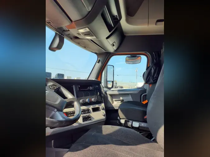 2019 FREIGHTLINER NEW CASCADIA PX12664