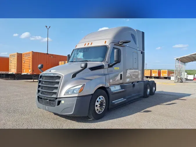 2023 Freightliner Cascadia 126