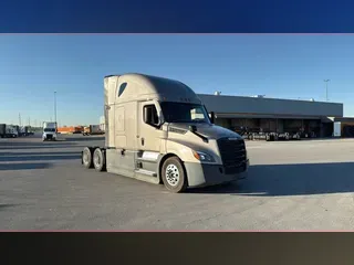 2025 Freightliner Cascadia 126
